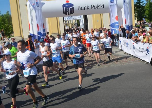 Białystok City Run 5K, Białystok City Run 5 km, Poland Running Photo, www.swim.by, Białystok Półmaraton 2018, Poland Running, City Run Białystok, Bialystok City Run, Białystok Bieg 5 km Foto, Полумарафон Белосток Фото, EMG Sport, Бег в Белостоке, Белосток бег полумарафон, Swim.by