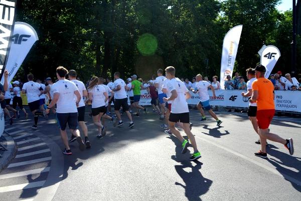 Białystok City Run 5K, Białystok City Run 5 km, Poland Running Photo, www.swim.by, Białystok Półmaraton 2018, Poland Running, City Run Białystok, Bialystok City Run, Białystok Bieg 5 km Foto, Полумарафон Белосток Фото, EMG Sport, Бег в Белостоке, Белосток бег полумарафон, Swim.by