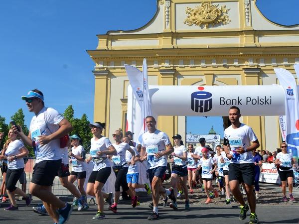 Białystok City Run 5K, Białystok City Run 5 km, Poland Running Photo, www.swim.by, Białystok Półmaraton 2018, Poland Running, City Run Białystok, Bialystok City Run, Białystok Bieg 5 km Foto, Полумарафон Белосток Фото, EMG Sport, Бег в Белостоке, Белосток бег полумарафон, Swim.by