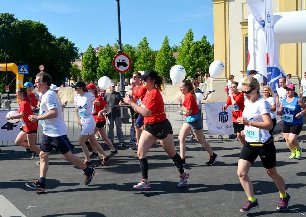 Białystok City Run 5K, Białystok City Run 5 km, Poland Running Photo, www.swim.by, Białystok Półmaraton 2018, Poland Running, City Run Białystok, Bialystok City Run, Białystok Bieg 5 km Foto, Полумарафон Белосток Фото, EMG Sport, Бег в Белостоке, Белосток бег полумарафон, Swim.by