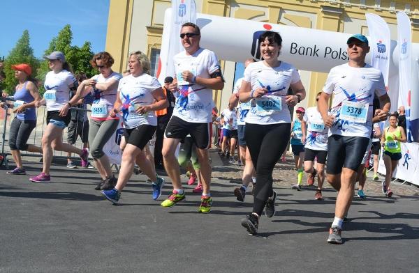 Białystok City Run 5K, Białystok City Run 5 km, Poland Running Photo, www.swim.by, Białystok Półmaraton 2018, Poland Running, City Run Białystok, Bialystok City Run, Białystok Bieg 5 km Foto, Полумарафон Белосток Фото, EMG Sport, Бег в Белостоке, Белосток бег полумарафон, Swim.by
