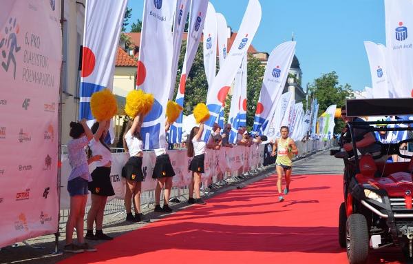 Białystok City Run 5K, Białystok City Run 5 km, Poland Running Photo, www.swim.by, Białystok Półmaraton 2018, Poland Running, City Run Białystok, Bialystok City Run, Białystok Bieg 5 km Foto, Полумарафон Белосток Фото, EMG Sport, Бег в Белостоке, Белосток бег полумарафон, Swim.by
