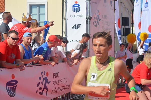 Białystok City Run 5K, Białystok City Run 5 km, Poland Running Photo, www.swim.by, Białystok Półmaraton 2018, Poland Running, City Run Białystok, Bialystok City Run, Białystok Bieg 5 km Foto, Полумарафон Белосток Фото, EMG Sport, Бег в Белостоке, Белосток бег полумарафон, Swim.by