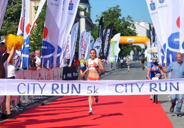 Białystok City Run 5K, Białystok City Run 5 km, Poland Running Photo, www.swim.by, Białystok Półmaraton 2018, Poland Running, City Run Białystok, Bialystok City Run, Białystok Bieg 5 km Foto, Полумарафон Белосток Фото, EMG Sport, Бег в Белостоке, Белосток бег полумарафон, Swim.by