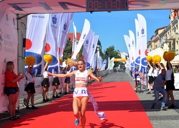 Białystok City Run 5K, Białystok City Run 5 km, Poland Running Photo, www.swim.by, Białystok Półmaraton 2018, Poland Running, City Run Białystok, Bialystok City Run, Białystok Bieg 5 km Foto, Полумарафон Белосток Фото, EMG Sport, Бег в Белостоке, Белосток бег полумарафон, Swim.by