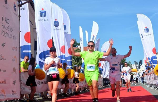 Białystok City Run 5K, Białystok City Run 5 km, Poland Running Photo, www.swim.by, Białystok Półmaraton 2018, Poland Running, City Run Białystok, Bialystok City Run, Białystok Bieg 5 km Foto, Полумарафон Белосток Фото, EMG Sport, Бег в Белостоке, Белосток бег полумарафон, Swim.by
