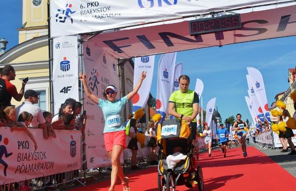 Białystok City Run 5K, Białystok City Run 5 km, Poland Running Photo, www.swim.by, Białystok Półmaraton 2018, Poland Running, City Run Białystok, Bialystok City Run, Białystok Bieg 5 km Foto, Полумарафон Белосток Фото, EMG Sport, Бег в Белостоке, Белосток бег полумарафон, Swim.by