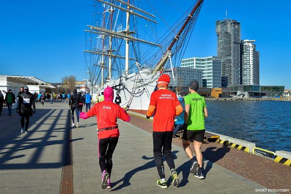 ONICO Gdynia Half Marathon 2018 Gdynia Half Marathon 2018, Gdynia Half Marathon Photo, www.swim.by, Gdynia Marathon Photo, Poland Running, Gdynia Half Marathon Pictures, Gdynia Półmaraton Fotorelacja, Gdynia Półmaraton Zdjęcia, Swim.by