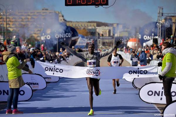 ONICO Gdynia Half Marathon 2018 Gdynia Half Marathon 2018, Gdynia Half Marathon Photo, www.swim.by, Gdynia Marathon Photo, Poland Running, Gdynia Half Marathon Pictures, Gdynia Półmaraton Fotorelacja, Gdynia Półmaraton Zdjęcia, Swim.by