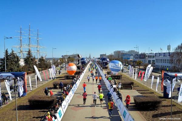 ONICO Gdynia Half Marathon 2018 Gdynia Half Marathon 2018, Gdynia Half Marathon Photo, www.swim.by, Gdynia Marathon Photo, Poland Running, Gdynia Half Marathon Pictures, Gdynia Półmaraton Fotorelacja, Gdynia Półmaraton Zdjęcia, Swim.by
