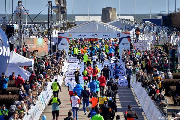 ONICO Gdynia Half Marathon 2018 Gdynia Half Marathon 2018, Gdynia Half Marathon Photo, www.swim.by, Gdynia Marathon Photo, Poland Running, Gdynia Half Marathon Pictures, Gdynia Półmaraton Fotorelacja, Gdynia Półmaraton Zdjęcia, Swim.by