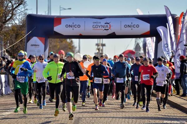 ONICO Gdynia Half Marathon 2018 Gdynia Half Marathon 2018, Gdynia Half Marathon Photo, www.swim.by, Gdynia Marathon Photo, Poland Running, Gdynia Half Marathon Pictures, Gdynia Półmaraton Fotorelacja, Gdynia Półmaraton Zdjęcia, Swim.by
