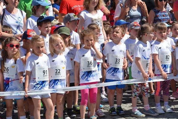 Junior City Run 2018 Junior City Run 2018, Poland Running Foto, www.swim.by, Białystok Półmaraton, Poland Running, Białystok Junior City Run, Białystok Junior City Run Foto, Полумарафон Белосток Фото, Swim.by