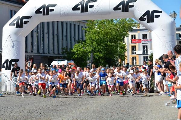 Junior City Run 2018 Junior City Run 2018, Poland Running Foto, www.swim.by, Białystok Półmaraton, Poland Running, Białystok Junior City Run, Białystok Junior City Run Foto, Полумарафон Белосток Фото, Swim.by