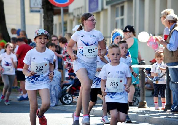 Junior City Run 2018 Junior City Run 2018, Poland Running Foto, www.swim.by, Białystok Półmaraton, Poland Running, Białystok Junior City Run, Białystok Junior City Run Foto, Полумарафон Белосток Фото, Swim.by