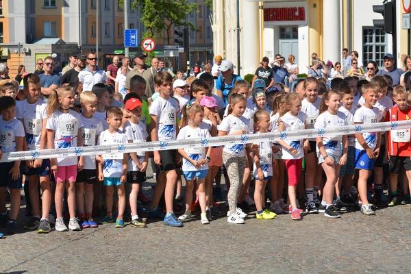 Junior City Run 2018 Junior City Run 2018, Poland Running Foto, www.swim.by, Białystok Półmaraton, Poland Running, Białystok Junior City Run, Białystok Junior City Run Foto, Полумарафон Белосток Фото, Andrzej Waszkewicz, Swim.by