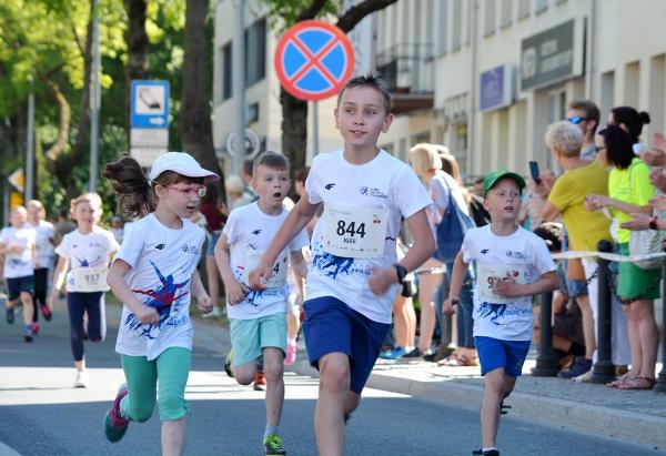 Junior City Run 2018 Junior City Run 2018, Poland Running Foto, www.swim.by, Białystok Półmaraton, Poland Running, Białystok Junior City Run, Białystok Junior City Run Foto, Полумарафон Белосток Фото, Swim.by