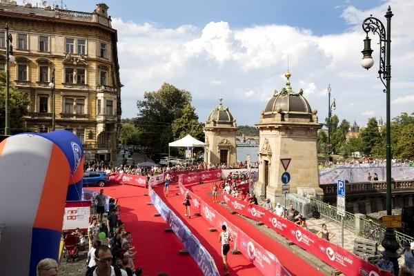 2019 FORD CHALLENGE PRAGUE Triathlon, Challenge Prague Triathlon Medal, www.swim.by, Challenge Prague Medal, CHALLENGE PRAGUE Triathlon, Swim.by