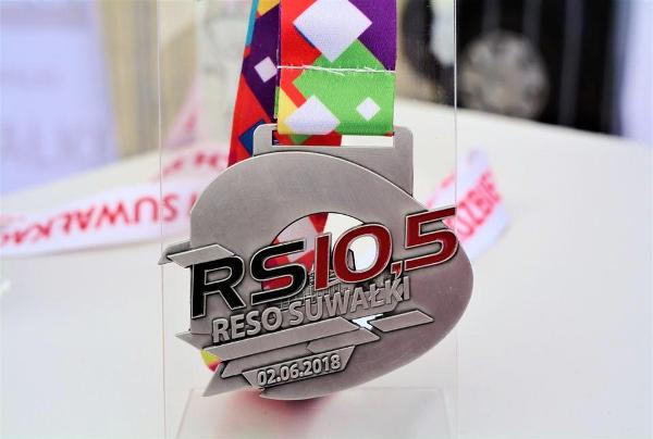 2019 RESO Suwałki 10,5 2019 RESO Suwałki 10,5, Night Run Poland, Running Medals Poland, www.swim.by, RESO Suwałki Bieg, Suwalki Night Run, Suwalki Run, Running in Poland, Swim.by