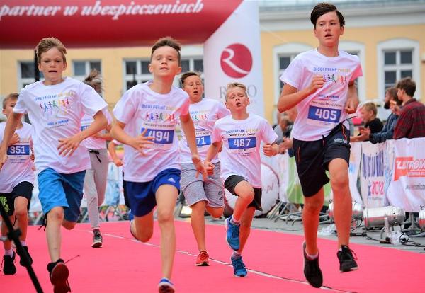 2019 RESO Suwałki 10,5: Running Holidays in Poland 2019 RESO Suwałki 10,5, Night Run Suwalki, Suwalki Running, www.swim.by, RESO Suwałki Bieg 2019, Suwałki Bieg, Poland Running, Running Holidays in Poland, Swim.by