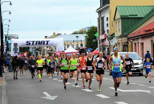 2019 RESO Suwałki 10,5: Running Holidays in Poland 2019 RESO Suwałki 10,5, Night Run Suwalki, Suwalki Running, www.swim.by, RESO Suwałki Bieg 2019, Suwałki Bieg, Poland Running, Running Holidays in Poland, Swim.by
