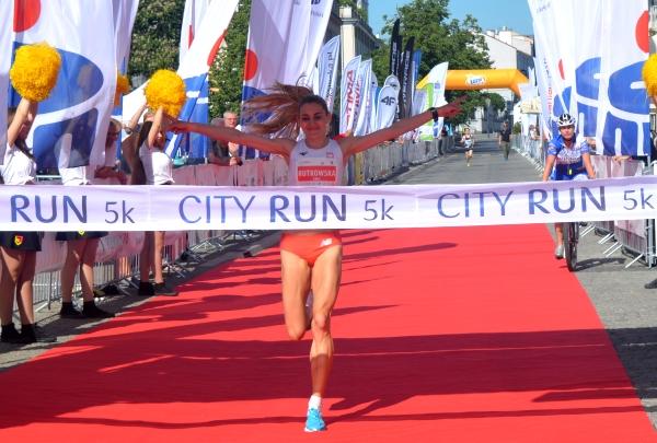 PKO Białystok Half Marathon 2018 PKO Białystok Half Marathon 2018, PKO Białystok Półmaraton 2018, Полумарафон в Белостоке, www.swim.by, Poland Running, Swim.by, Białystok Półmaraton, Poland Half Marathon, Marathon Running, Andrzej Waszkewicz, EMG