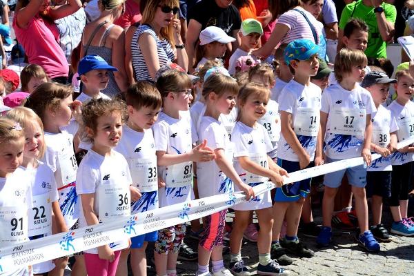 Białystok Junior City Run 2018 Białystok Junior City Run 2018, Białystok Półmaraton 2018, детские соревнования по бегу в Белостоке, Białystok Marathon, Полумарафон в Белостоке, соревнования среди детей в Польше, Run Poland, Andrzej Waszkewicz, EMG