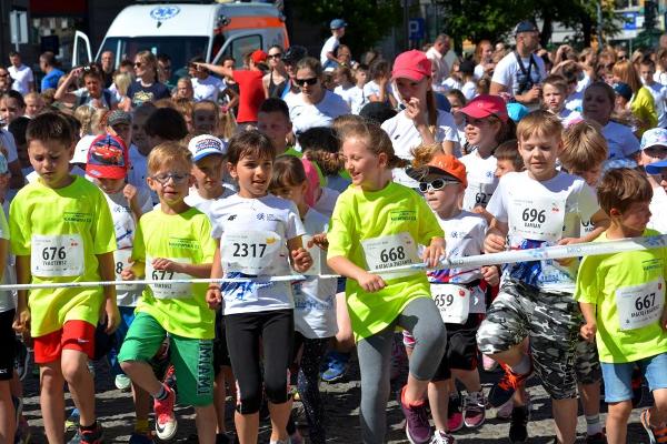 Białystok Junior City Run 2018 Białystok Junior City Run 2018, Białystok Półmaraton 2018, детские соревнования по бегу в Белостоке, Białystok Marathon, Полумарафон в Белостоке, соревнования среди детей в Польше, Run Poland, Andrzej Waszkewicz, EMG