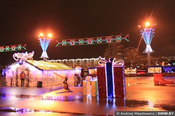 Andrzej Waszkewicz | New Year & Christmas in Belarus Christmas market in Minsk Belarus