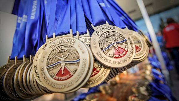 Frankfurt Marathon 2016 Frankfurt Marathon 2016, марафон во Франкфурте, Анджей Вашкевич