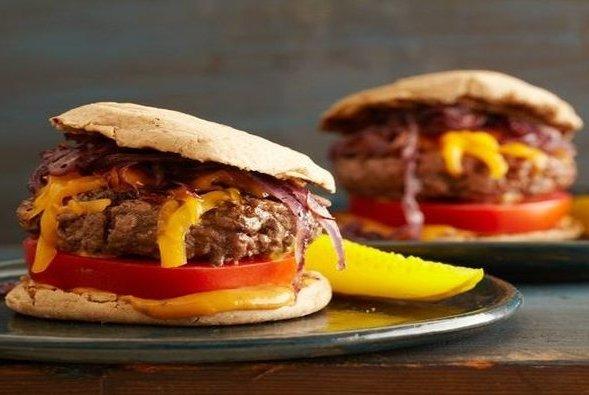 Juicy Grilled Cheeseburgers before long race Juicy Grilled Cheeseburgers, Running Food, Nutrition Marathon, Swim.by