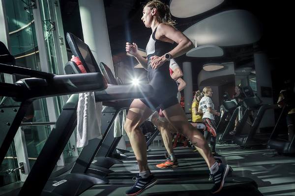 IRONSTAR & World Class Indoor Triathlon 2019 IRONSTAR World Class Indoor Triathlon 2019, IRONSTAR Indoor Triathlon, www.swim.by, IRONSTAR Indoor Triathlon Foto, IRONSTAR Triathlon Photo, IRONSTAR Триатлон Фото, Swim.by