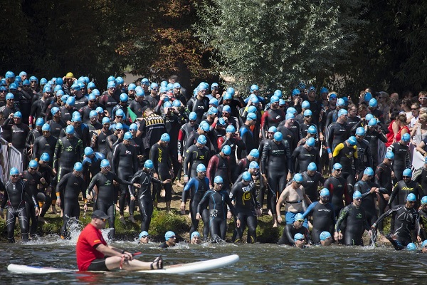 FORD Challenge Prague Triathlon 2018 Javier Gomez, Katrien Verstuyft, Challenge Prague Triathlon 2018, www.swim.by, Challenge Triathlon, Challenge Prague, Swim.by