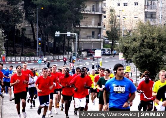 Беговой марафон в Иерусалиме Марафон в Иерусалиме, Иерусалимский марафон, Jerusalem Marathon, лучший спортивный менеджер, Анджей Вашкевич