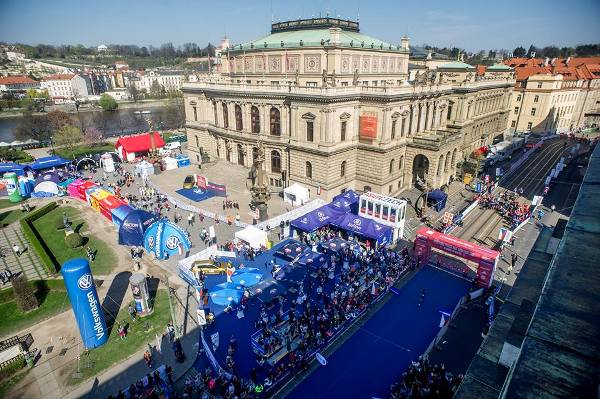 Prague Half Marathon 2017 Kenya's marathon runner Joyciline Jepkosgei, world record half marathon, Prague Half Marathon 2017, RunCzech