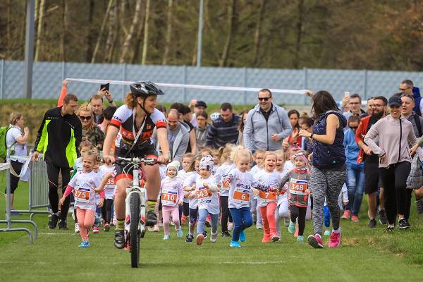 Pelavo Kids Run 2018 Pelavo Kids Run 2018, Kids Run Lodz, www.swim.by, children running competition, Poland Running, DOZ Maraton Łódź 2018, running competition Lodz, Swim.by, Swim.by