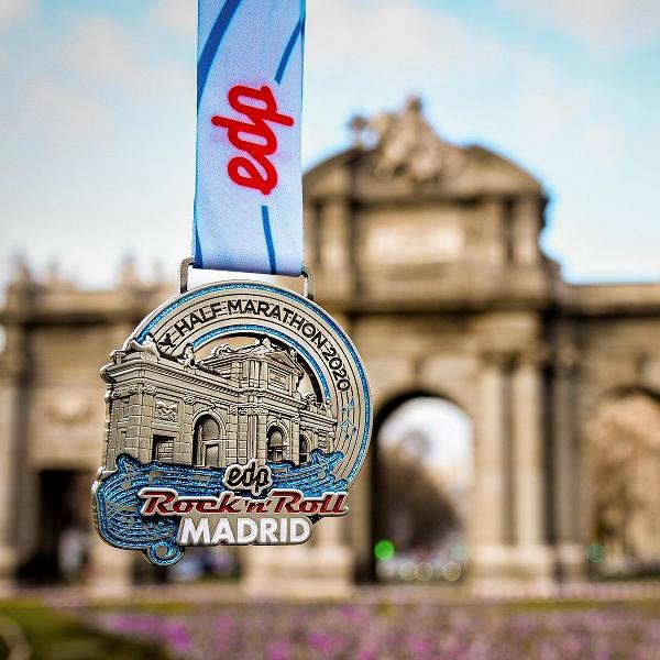 Madrid Marathon Medal 2020, Rock Roll n ’Roll Madrid Marathon 2020, www.swim.by, Madrid Half Marathon Medal 2020, Madrid Marathon Medals, Swim.by