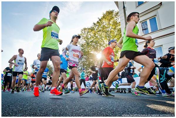 PZU Maraton Warszawski 2018 PZU Maraton Warszawski 2018, Marathon Warszawski 2018 Foto, www.swim.by, Maraton Warszawski Foto, Warsaw Marathon 2018 Foto, Варшавский Марафон Фото, Maraton Warszawski 2018 Zdjęcia, Swim.by
