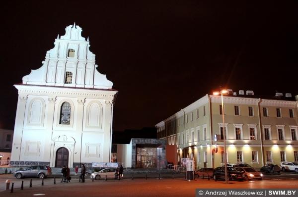 Andrzej Waszkewicz | New Year & Christmas in Belarus Minsk city center night
