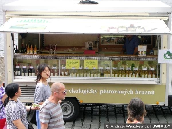 Andrzej Waszkewicz | Prague Bio Market Молодое Моравское вино