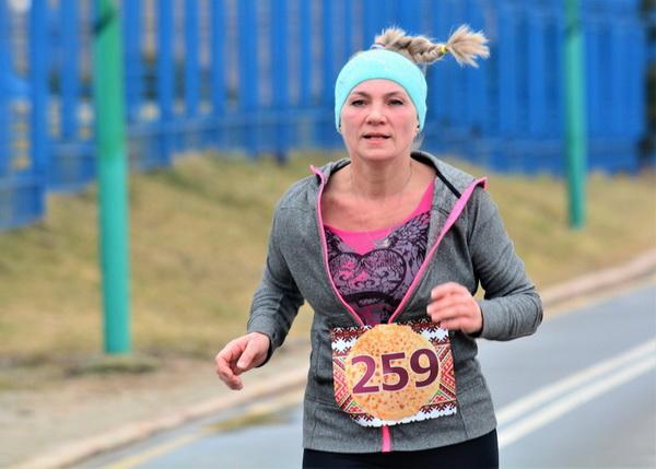 PANCAKE RUN 2021 PHOTOS, Pancake Run Photos, www.swim.by, PANCAKE RUN 2021 VIDEO, PANCAKE RUN Photos 2021, Pancake Race Video, Pancake Run Pictures, Swim.by