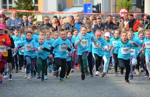 Junior City Run 2019 in Białystok Photos Junior City Run, PKO Białystok Półmaraton 2019, Полумарафон в Белостоке Фото, www.swim.by, Junior City Run 2019 in Białystok, Swim.by