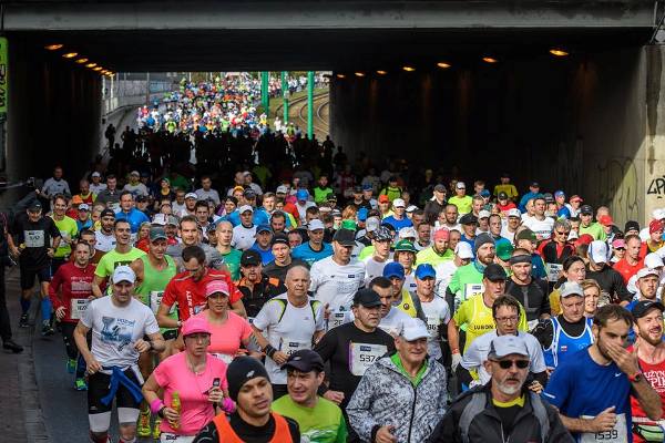 Марафон в Познани 2016 Марафон в Познани, Poznan Marathon 2016, Swim.by