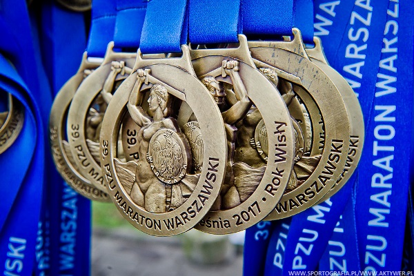 PZU Maraton Warszawski Poland Running, Polish Running Medals, 2017 Road Races, 5 km, 10 km, Half Marathon, Marathon Running, Poland Running Calendar, Maraton Warszawski, www.swim.by