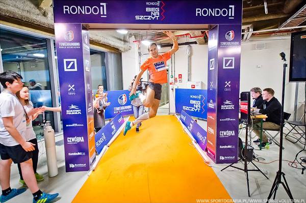 Rondo 1 Run Up 2018 Rondo 1 Run Up 2018, Poland Running, Bieg Na Szczyt Rondo 1, www.swim.by, Bieg Na Szczyt, stair climbing, Swim.by