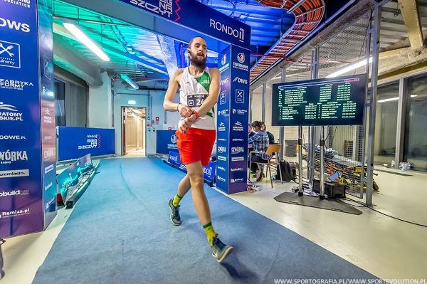 RONDO 1 Run Up – Towerrunning European Championships 2020 RONDO 1 Run Up, RONDO 1 Run Up Warsaw, Bieg Na Szczyt Rondo 1, www.running.by, Stair Climbing Running, Towerrunning European Championships 2020, Running.by