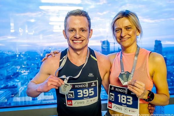 RONDO 1 Run Up – Towerrunning European Championships 2020 RONDO 1 Run Up, RONDO 1 Run Up Warsaw, Bieg Na Szczyt Rondo 1, www.running.by, Stair Climbing Running, Towerrunning European Championships 2020, Running.by