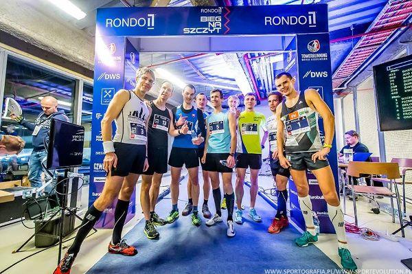 RONDO 1 Run Up – Towerrunning European Championships 2020 RONDO 1 Run Up, RONDO 1 Run Up Warsaw, Bieg Na Szczyt Rondo 1, www.swim.by, Stair Climbing Running, Towerrunning European Championships 2020, Swim.by