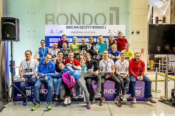 RONDO 1 Run Up – Towerrunning European Championships 2020 RONDO 1 Run Up, RONDO 1 Run Up Warsaw, Bieg Na Szczyt Rondo 1, www.running.by, Stair Climbing Running, Towerrunning European Championships 2020, Running.by