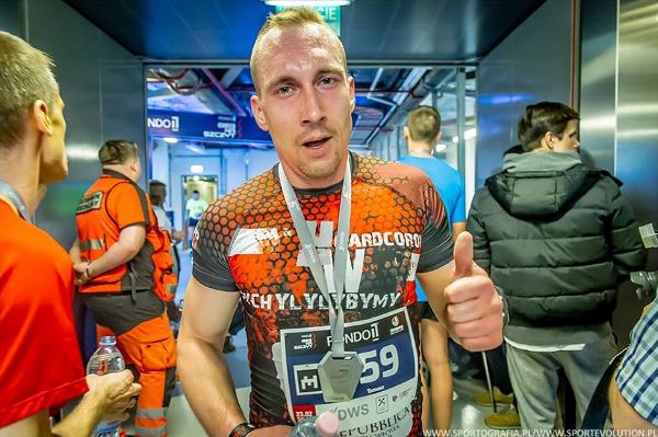 RONDO 1 Run Up – Towerrunning European Championships 2020 RONDO 1 Run Up, RONDO 1 Run Up Warsaw, Bieg Na Szczyt Rondo 1, www.swim.by, Stair Climbing Running, Towerrunning European Championships 2020, Swim.by